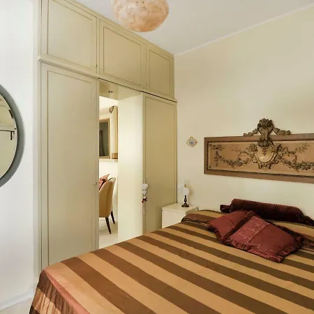 Santo Stefano E Halldis Bologna